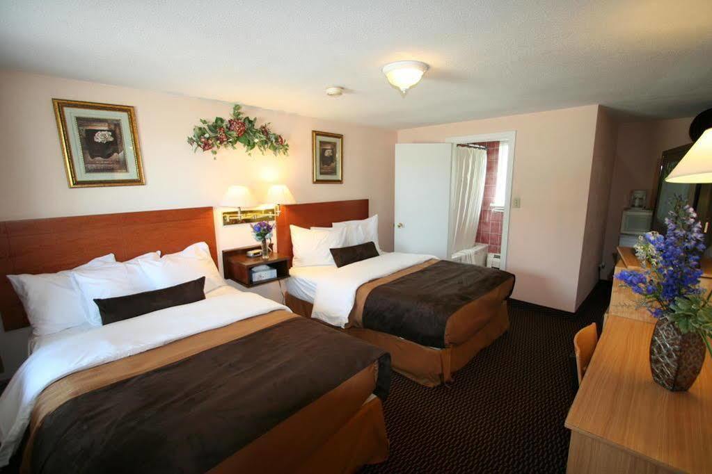 Campbellford River Inn Exterior photo